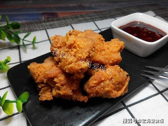 “火狐电竞”
脆皮炸鸡还是酱味炸鸡？小孩子才做选择 我两个都要！(图11)