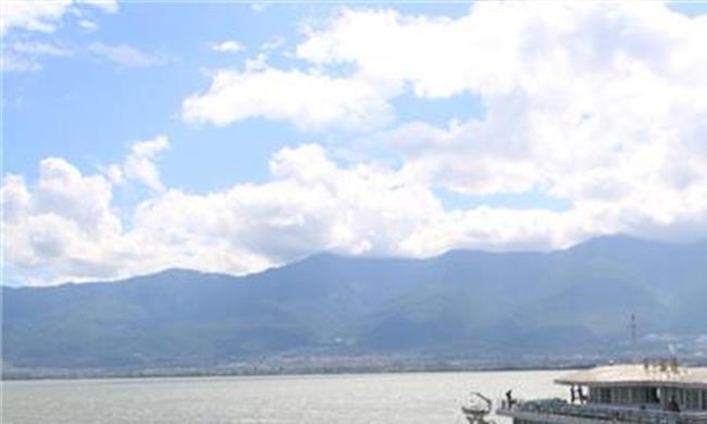 “火狐电竞”美四大科技巨头盘后总市值飙升2500亿美元 突破5万亿(图2) 火狐电竞平台